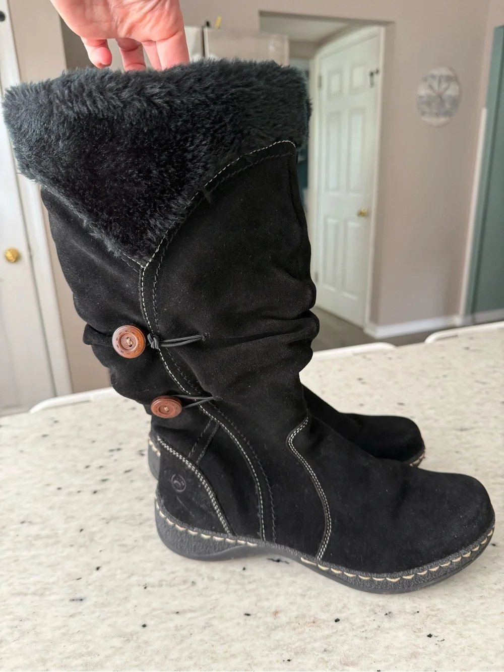 Bear Trap “Esha” Fleece-Lined Women's Boots